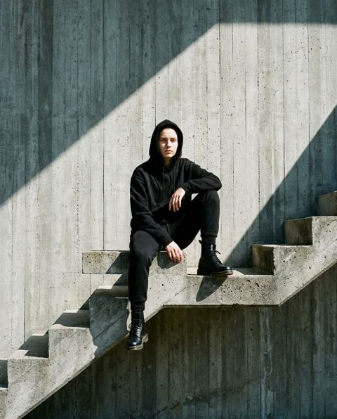 RAW-ST-05-brutalist